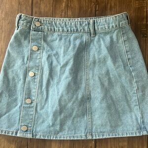 L denim skirt